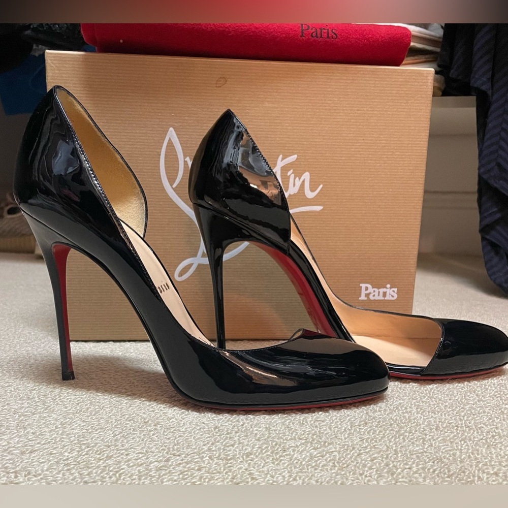 Christian Louboutin black patent leather Helmour Asymmetric D’orsay heels - Picture 3 of 13